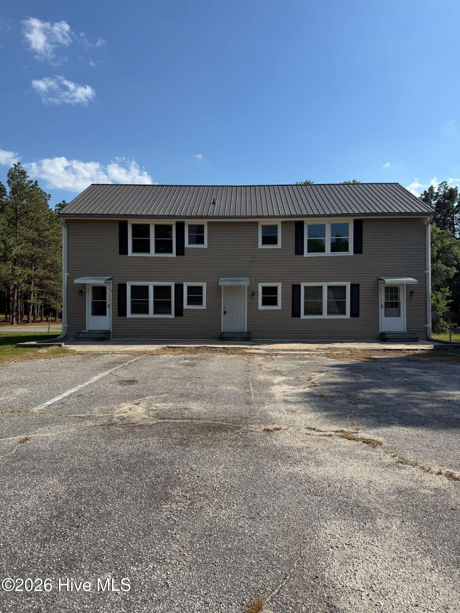 318 Westview Loop Pinebluff, NC 28373 - Photo 2 of 18 IMG_5759