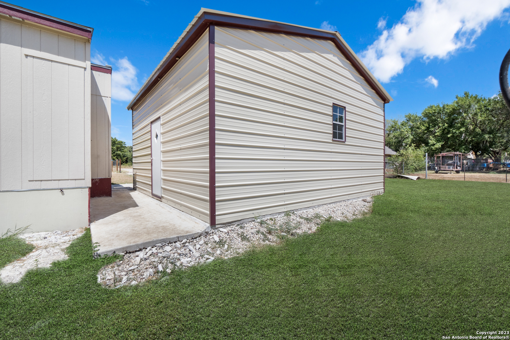 13808 Greenwood Road Atascosa, TX 78002 - Photo 12 of 29