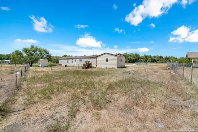 $285,000 | 13808 Greenwood Road, Atascosa, TX 78002