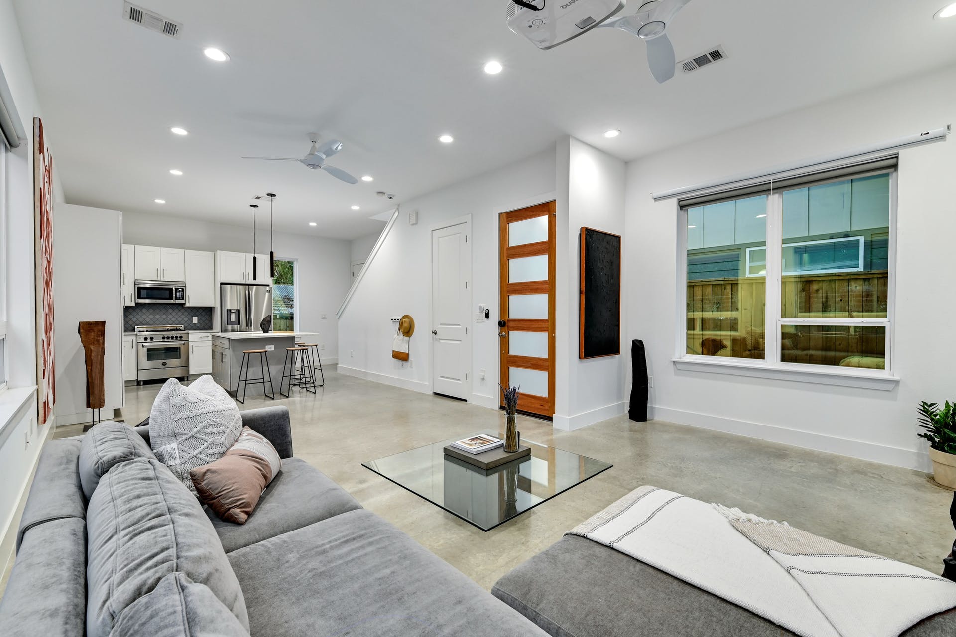 1131 Map Street, Unit 2 Austin, TX 78721 - Photo 8 of 37