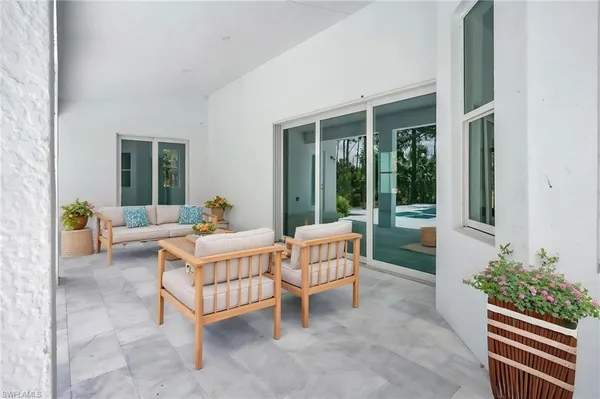 $960,000 | 3390 12th Avenue Southeast, Naples, FL 34117