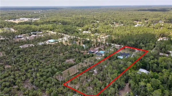 $960,000 | 3390 12th Avenue Southeast, Naples, FL 34117