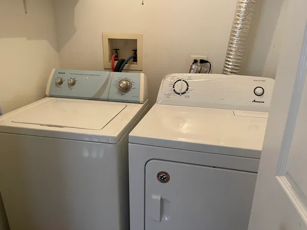 $2,495 | 2872 Cedar Glade Drive, Naperville, IL 60564