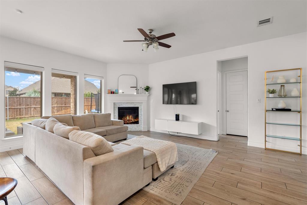 4017 Palomino Road Aubrey, TX 76227 - Photo 17 of 40