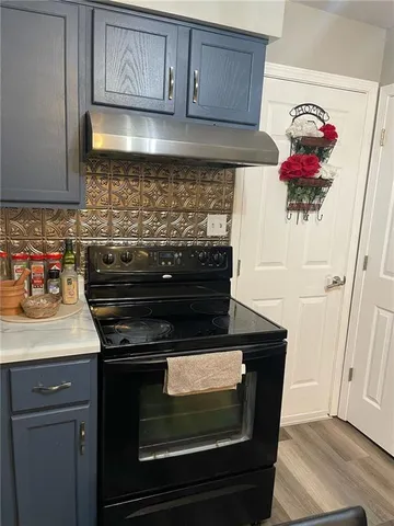 $219,000 | 3101 Douglas Street, St. Joseph, MO 64506