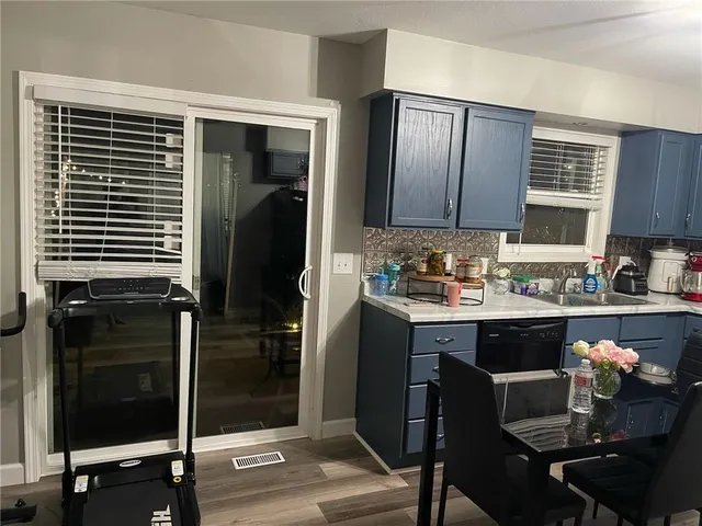 $219,000 | 3101 Douglas Street, St. Joseph, MO 64506