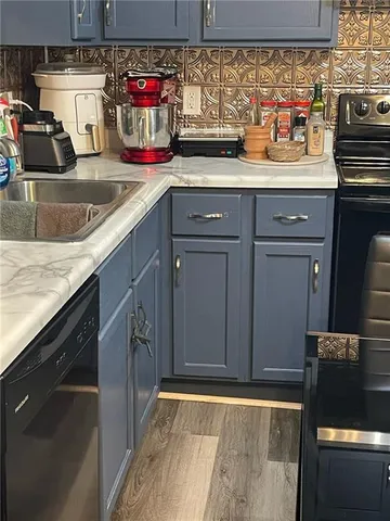 $219,000 | 3101 Douglas Street, St. Joseph, MO 64506