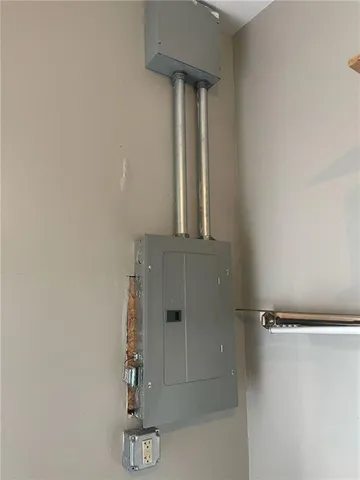 $219,000 | 3101 Douglas Street, St. Joseph, MO 64506