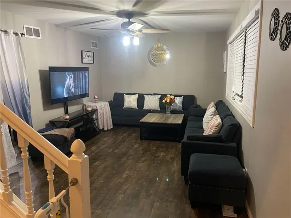 $214,000 | 3101 Douglas Street, St. Joseph, MO 64506