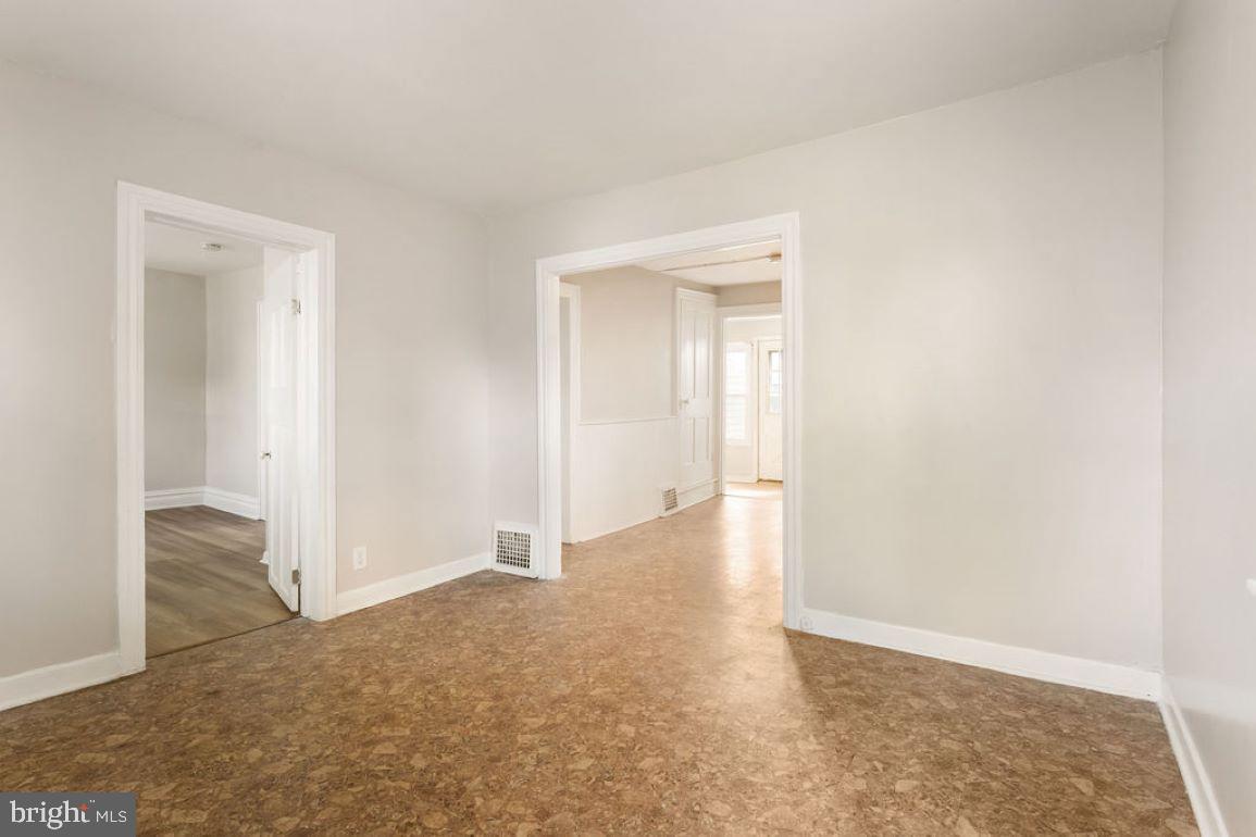 522 Frederick Street Hanover, PA 17331 - Photo 3 of 33