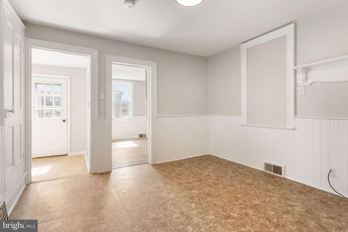 522 Frederick Street Hanover, PA 17331 - Photo 5 of 33