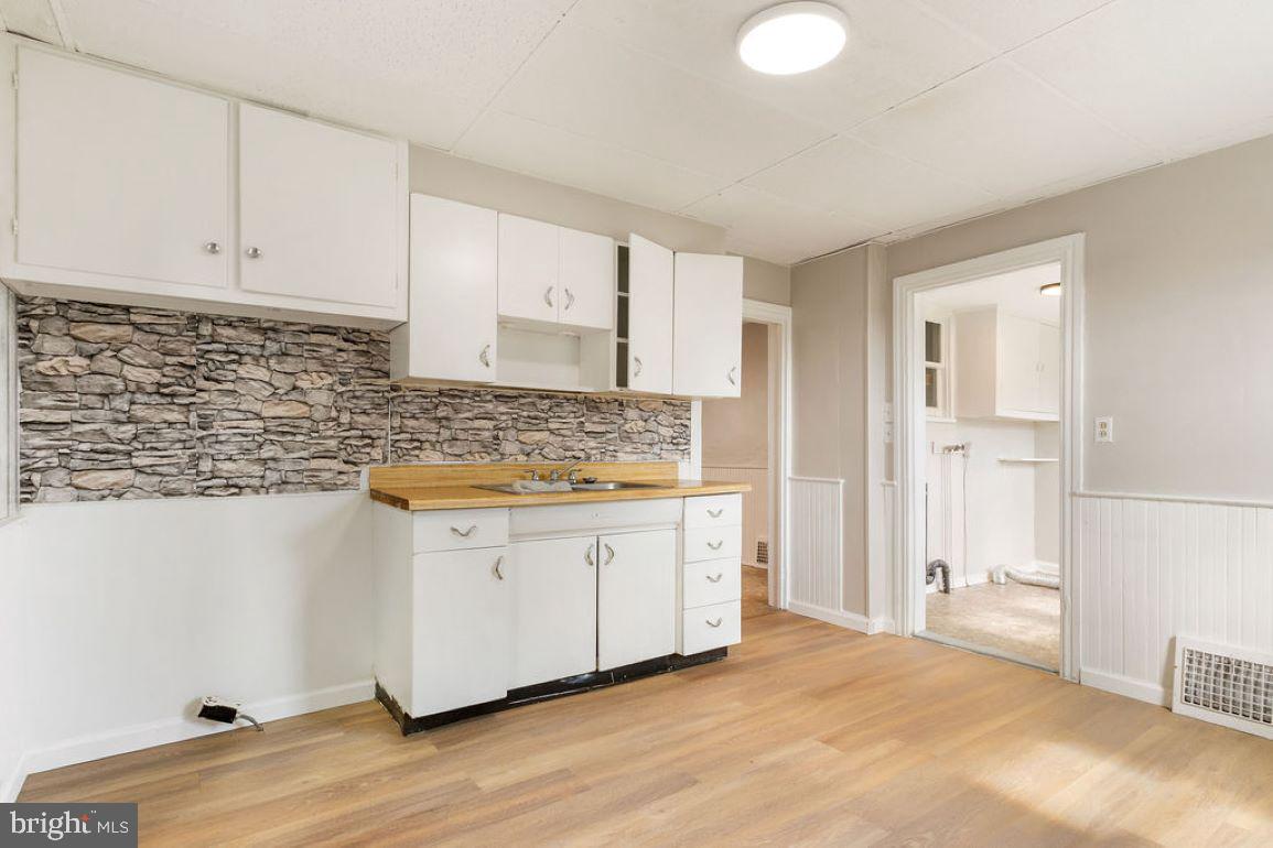 522 Frederick Street Hanover, PA 17331 - Photo 9 of 33