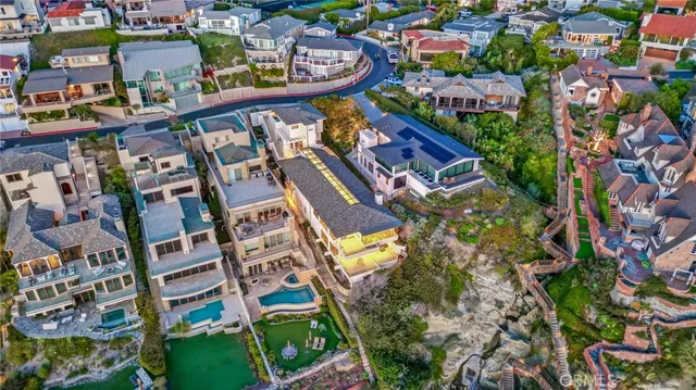 $54,900 | 21 Bay, Laguna Beach, CA 92651