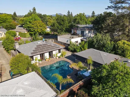 $695,000 | 2111 Humboldt Street, Santa Rosa, CA 95404