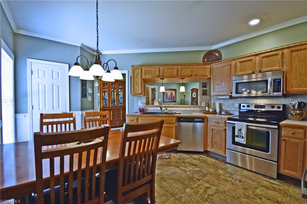 6850 Pilot View Street Rural Hall, NC 27045 - Photo 9 of 29