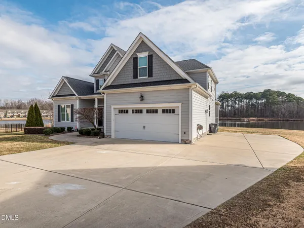 $625,000 | 1015 Black River Drive, Zebulon, NC 27597
