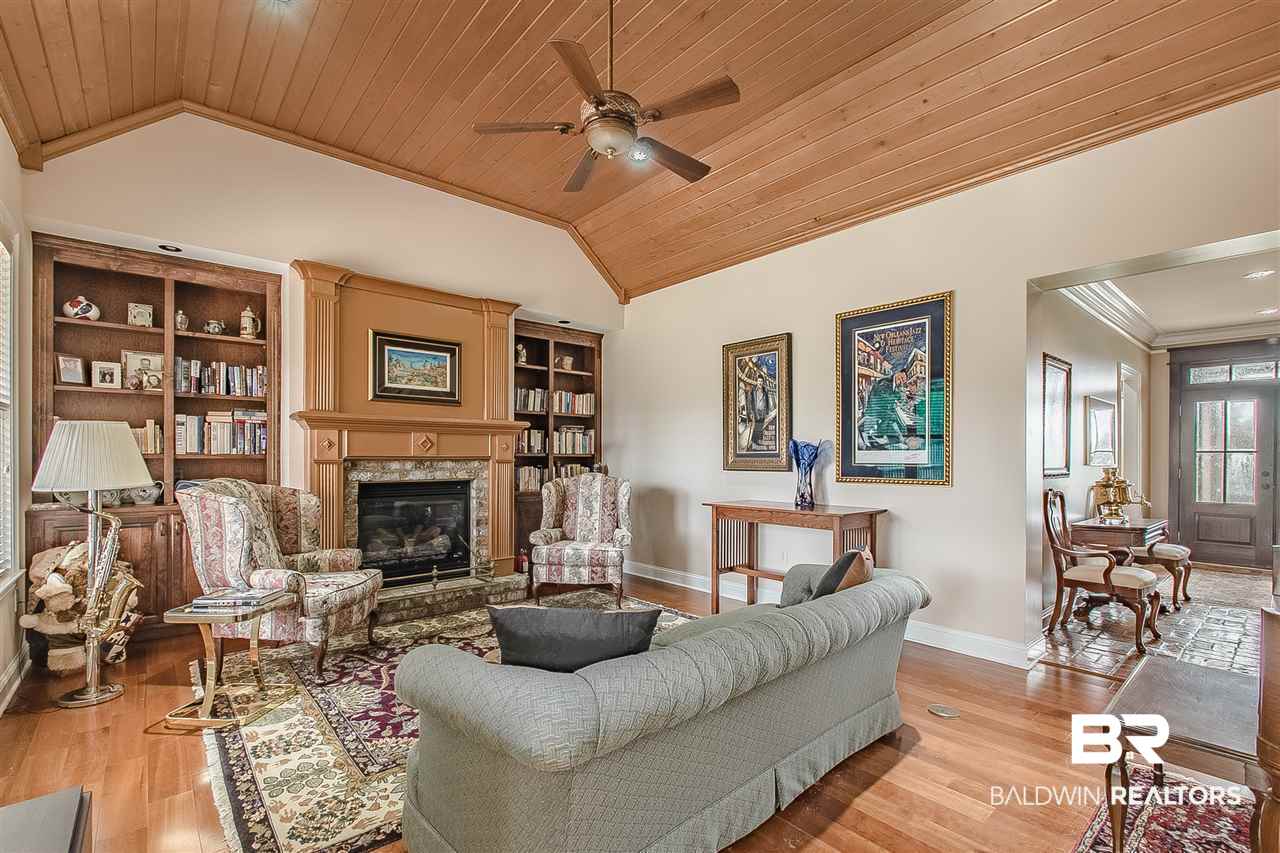 8541 Lake View Drive Fairhope, AL 36532 - Photo 12 of 50 Great Room