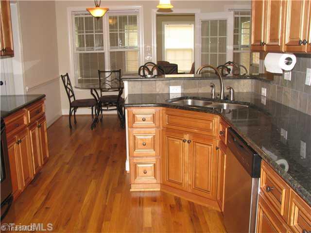 5084 Peppertree Road Clemmons, NC 27012 - Photo 3 of 16 Kitchen.