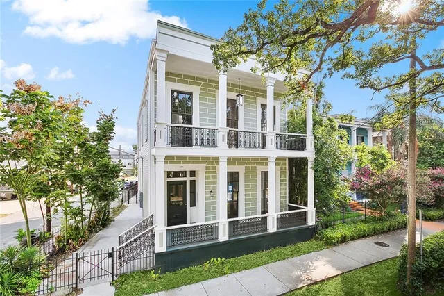 $1,350 | 1265 Esplanade Avenue, Unit 201B, New Orleans, LA 70116