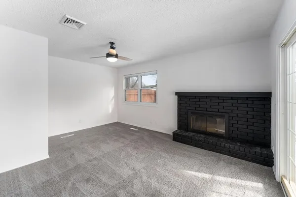 $199,900 | 4410 North Edgemoor Street, Bel Aire, KS 67220