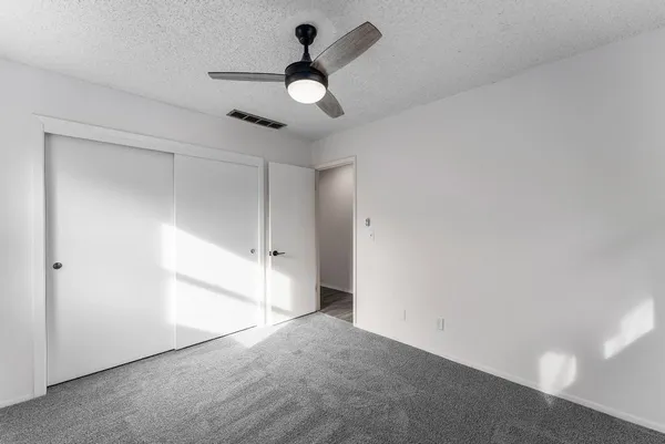 $199,900 | 4410 North Edgemoor Street, Bel Aire, KS 67220