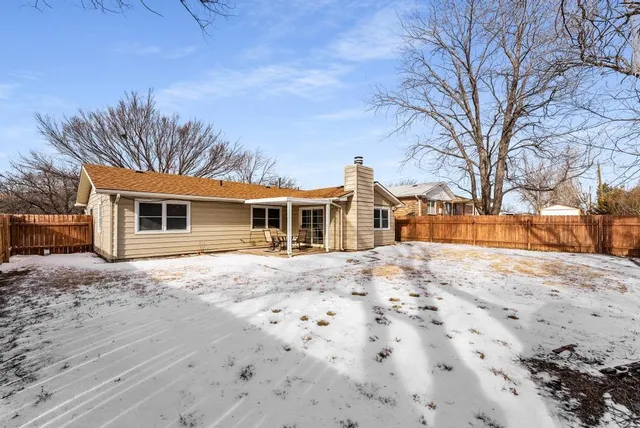 $199,900 | 4410 North Edgemoor Street, Bel Aire, KS 67220