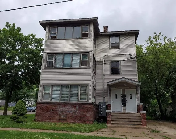 $2,100 | 930 Emerald Street, Unit 2A, Madison, WI 53715