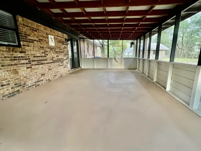 $229,700 | 52 Aero Drive, DeFuniak Springs, FL 32433