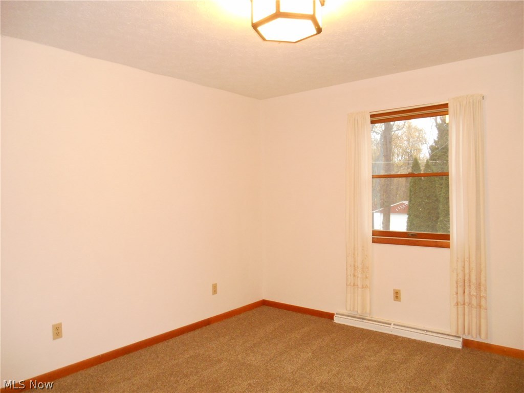 2956 Farmdale Road Akron, OH 44312 - Photo 18 of 31 Gallery Image 18