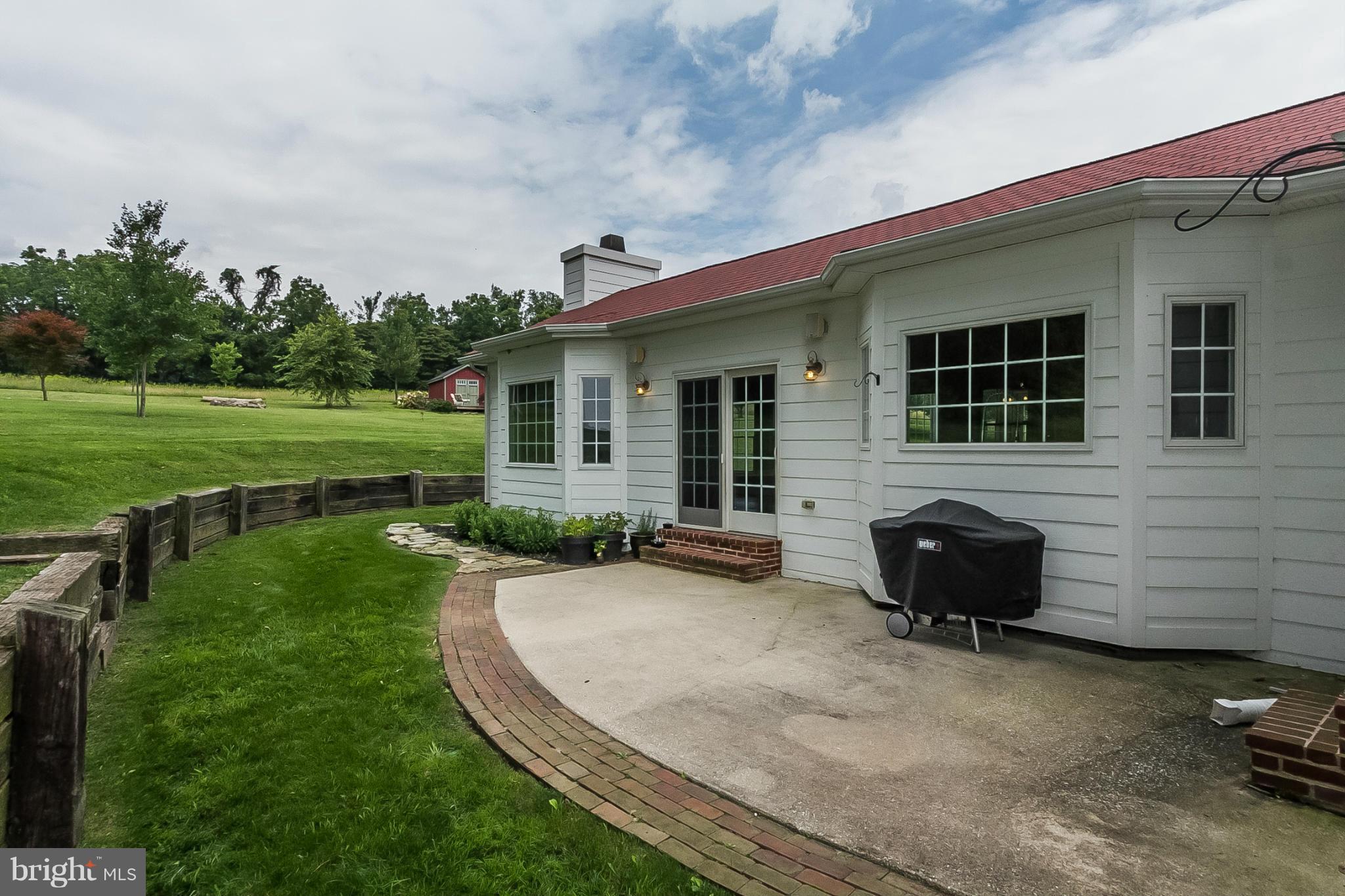 19300 Burke Road White Hall, MD 21161 - Photo 22 of 27 Patio