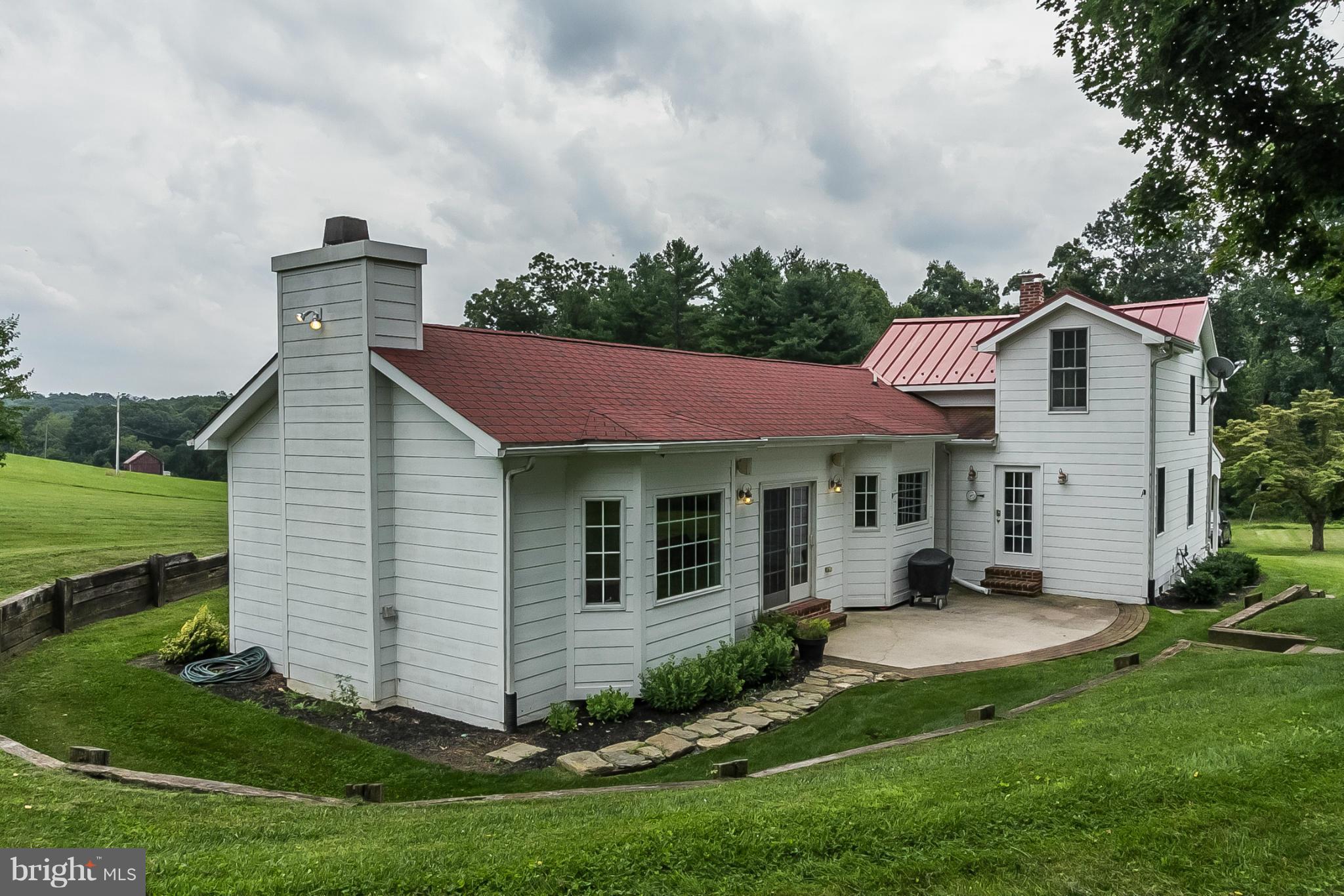 19300 Burke Road White Hall, MD 21161 - Photo 24 of 27 Back of House