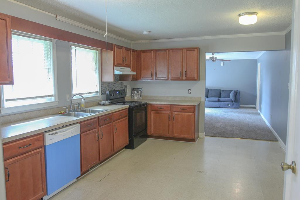 119 Rones Chapel Road Mount Olive, NC 28365 - Photo 15 of 27 Gallery Image 15