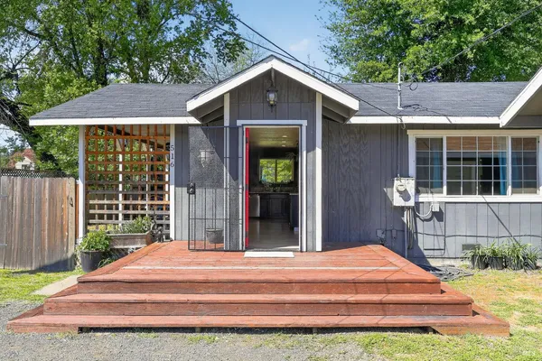 $550,000 | 9645 Lee Street, Upper Lake, CA 95485