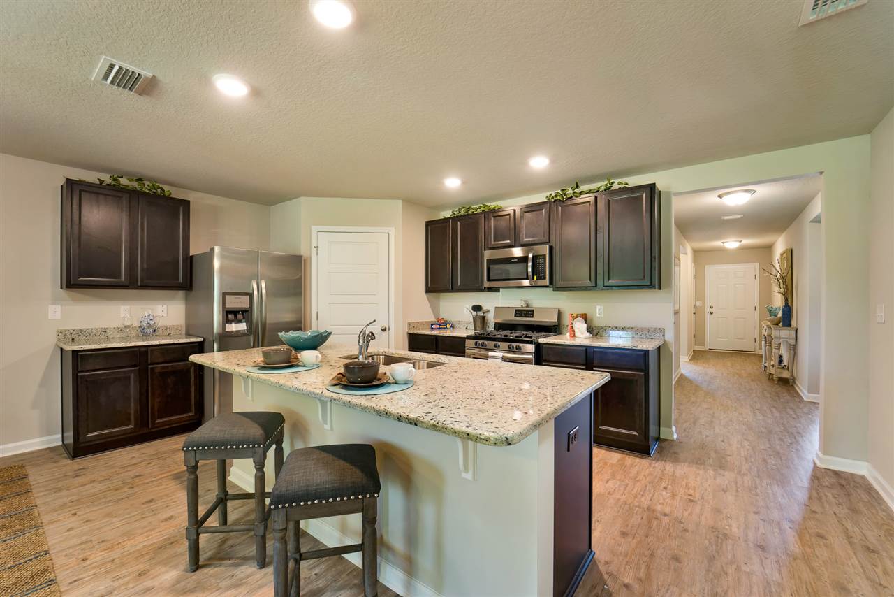 8335 Harmon Street Daphne, AL 36526 - Photo 3 of 22