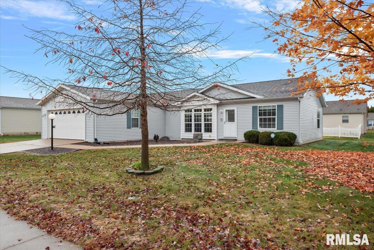 2800 Vía Rosso, Unit 102 Springfield, IL 62703 - Photo 1 of 27