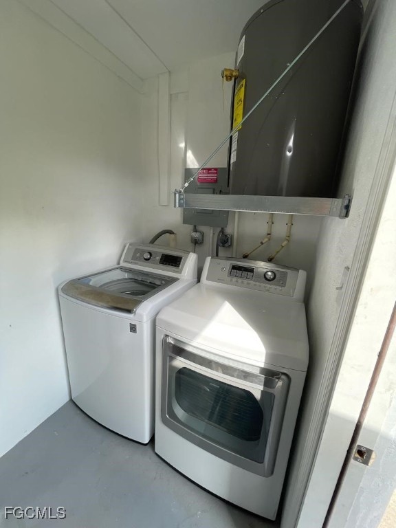204 1st Street Fort Myers, FL 33907 - Photo 11 of 11 a utility room with dryer and washer