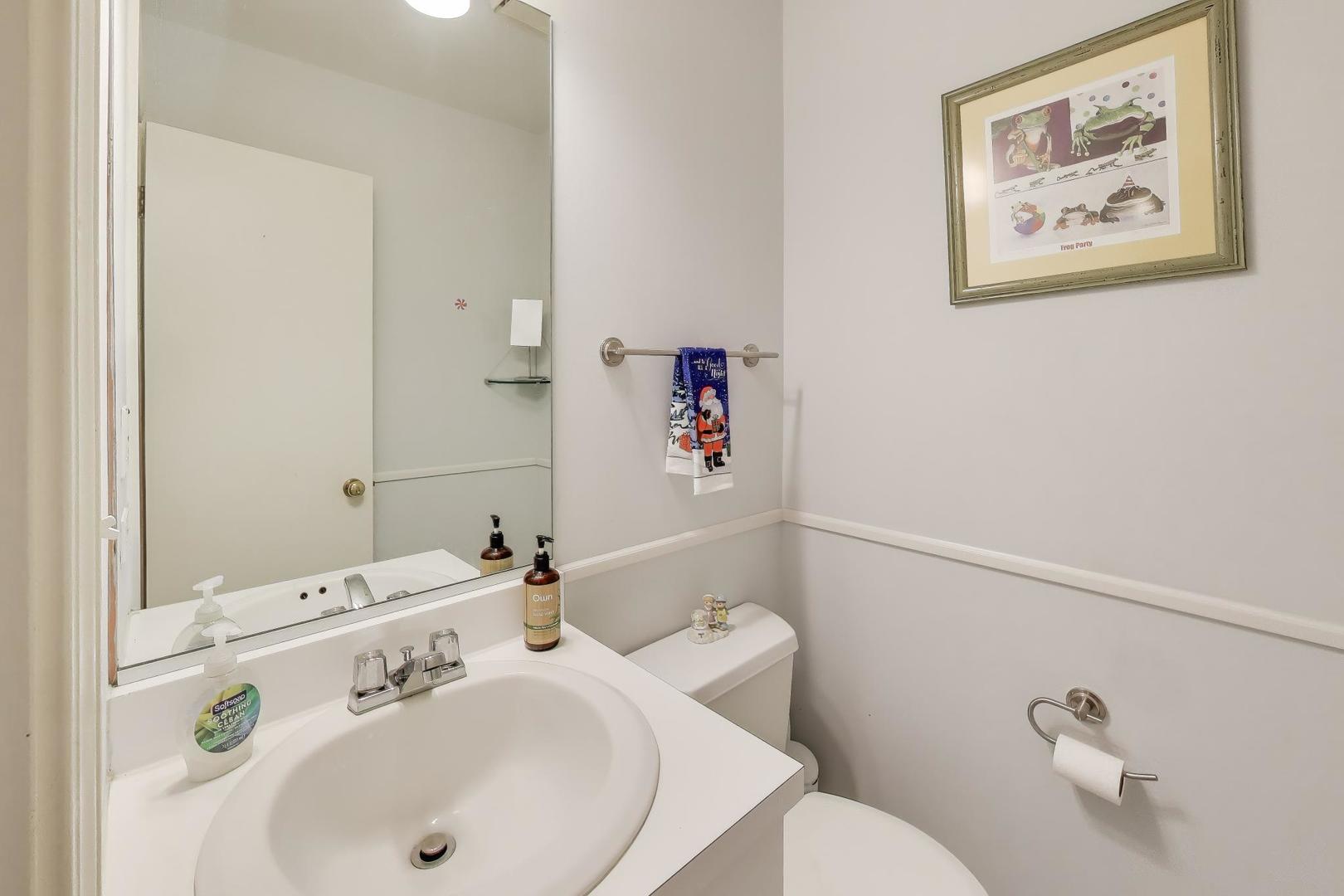 35 Elgin Avenue, Unit A Forest Park, IL 60130 - Photo 14 of 26