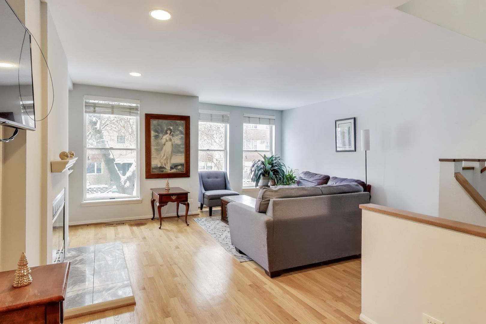 35 Elgin Avenue, Unit A Forest Park, IL 60130 - Photo 6 of 26