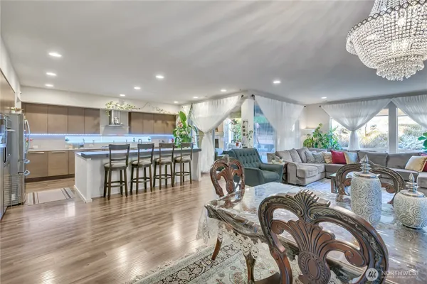 $989,950 | 5812 South 326th Court, Auburn, WA 98001