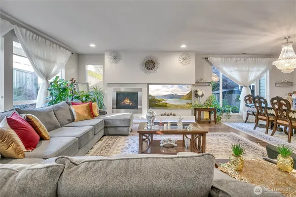 $989,950 | 5812 South 326th Court, Auburn, WA 98001