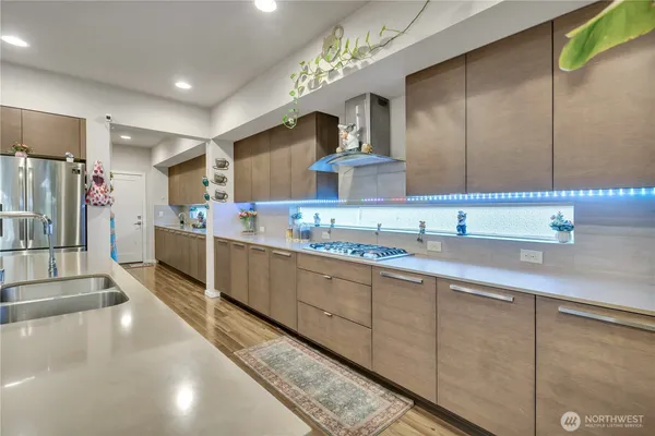 $989,950 | 5812 South 326th Court, Auburn, WA 98001