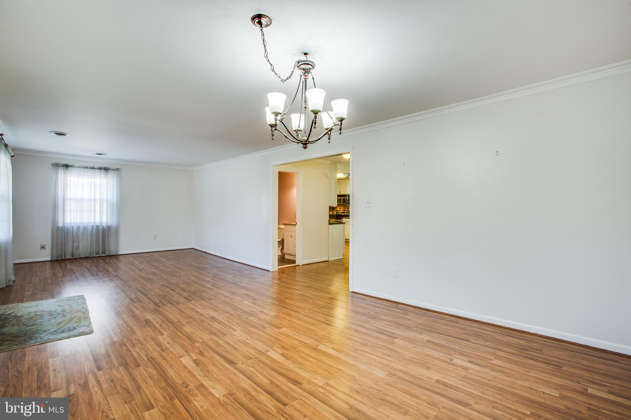 655 Courthouse Road Stafford, VA 22554 - Photo 11 of 47 Living room and/or dining area or office