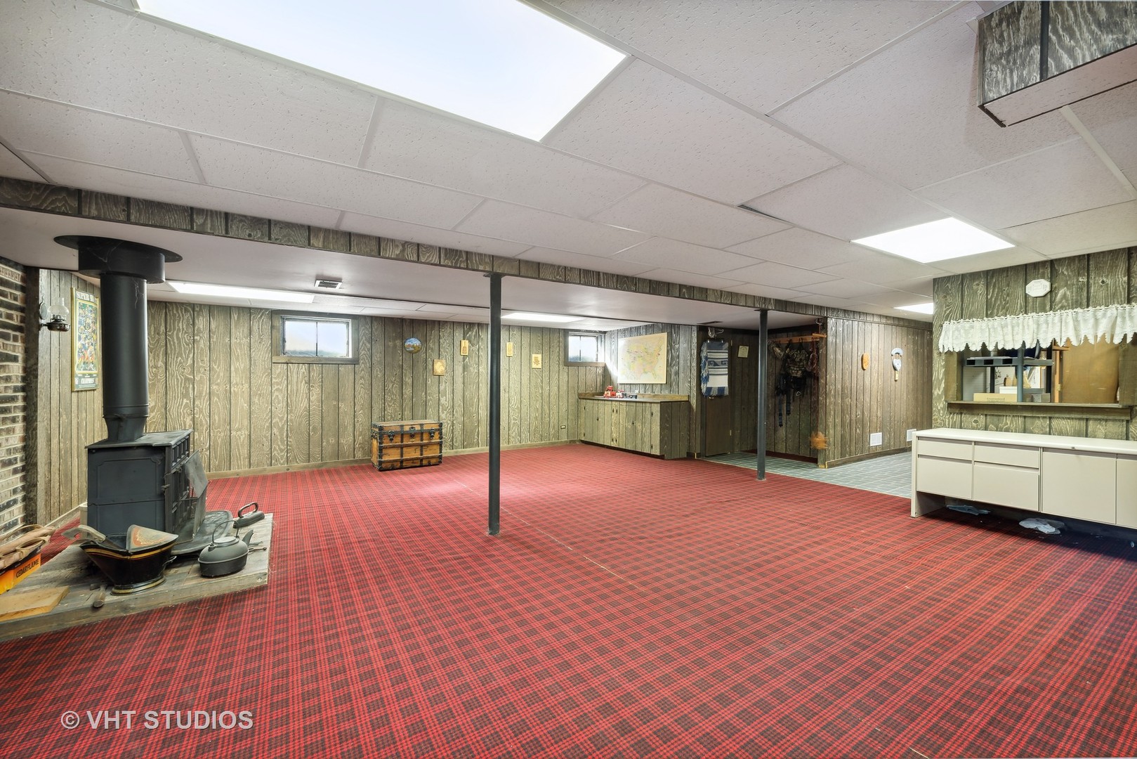 28046 Brandenburg Road Ingleside, IL 60041 - Photo 14 of 17 a view of a indoor basketball court