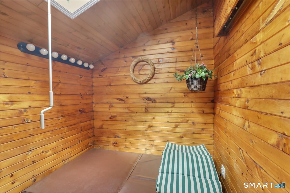 232 Jones Road Naugatuck, CT 06770 - Photo 17 of 34 Gallery Image 17
