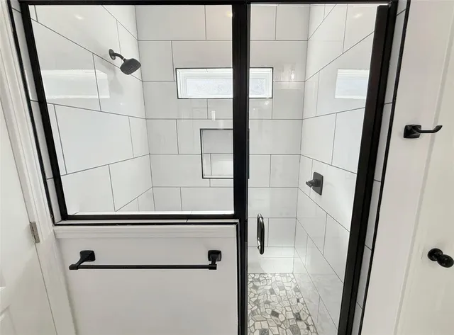 $2,475 | 805 Exeter Street, Fort Worth, TX 76104