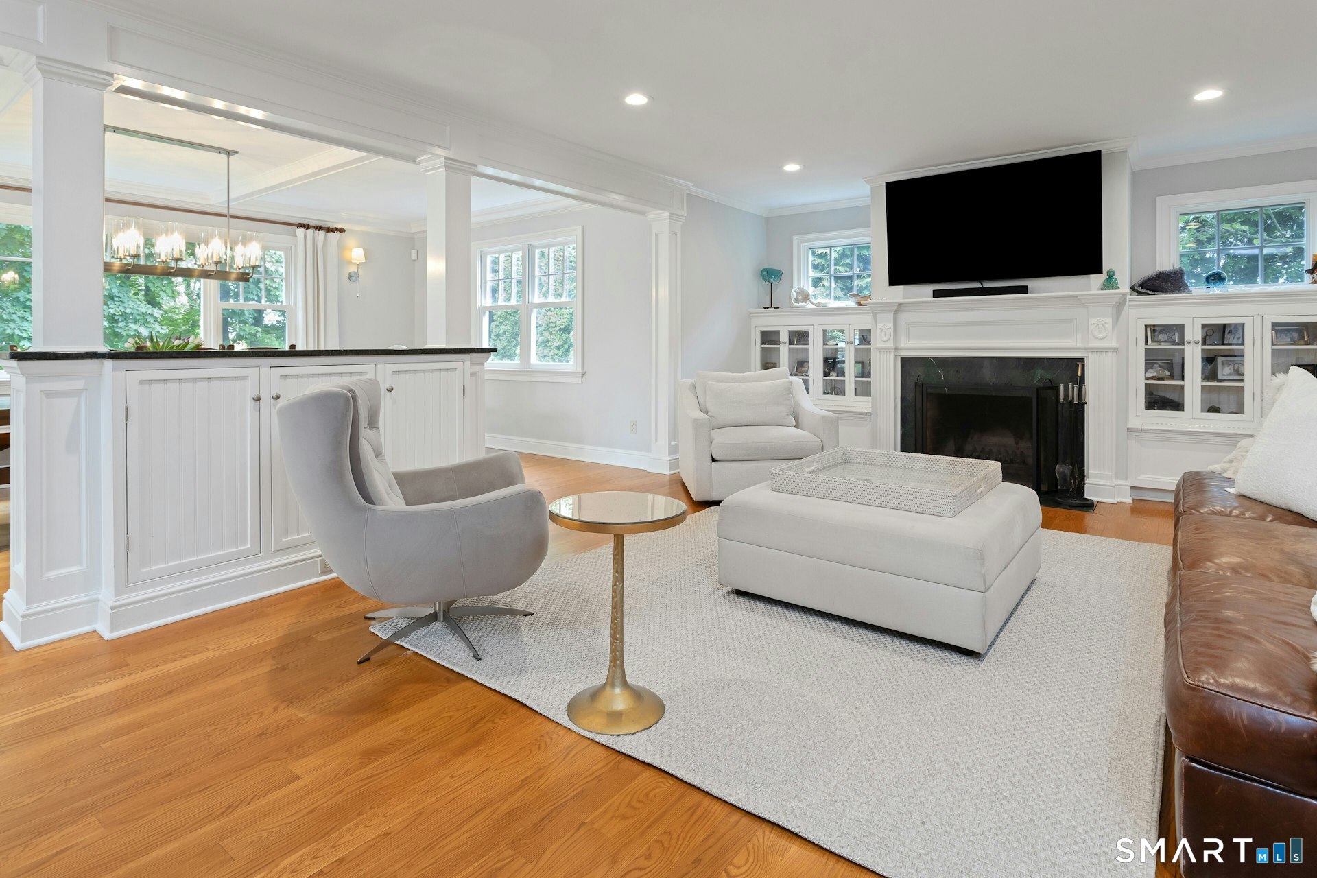11 Walmsley Road Darien, CT 06820 - Photo 5 of 38