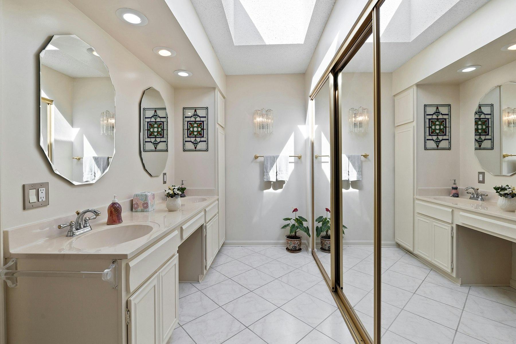 5601 Dewey Hill Road, Unit 315 Edina, MN 55439 - Photo 16 of 37 Gallery Image 16