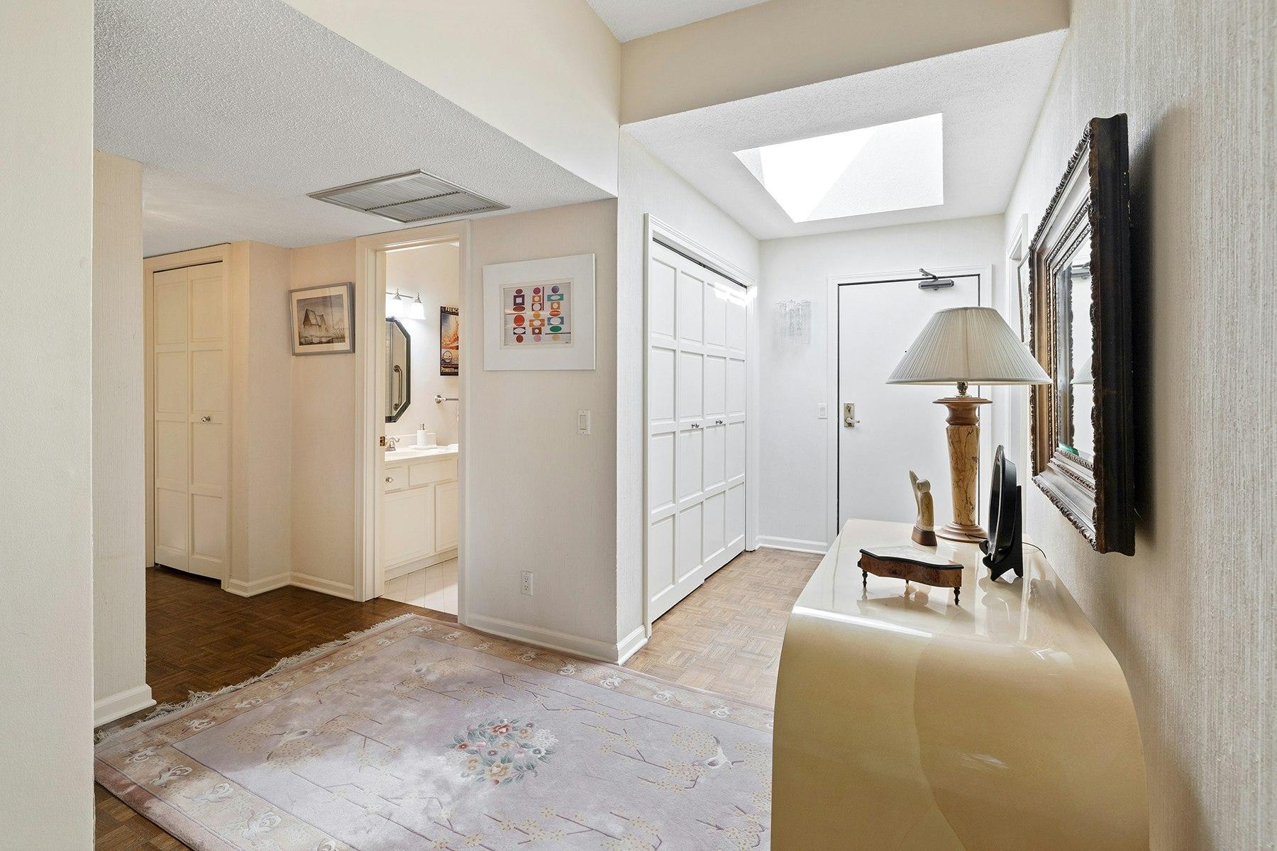 5601 Dewey Hill Road, Unit 315 Edina, MN 55439 - Photo 4 of 37 Gallery Image 4
