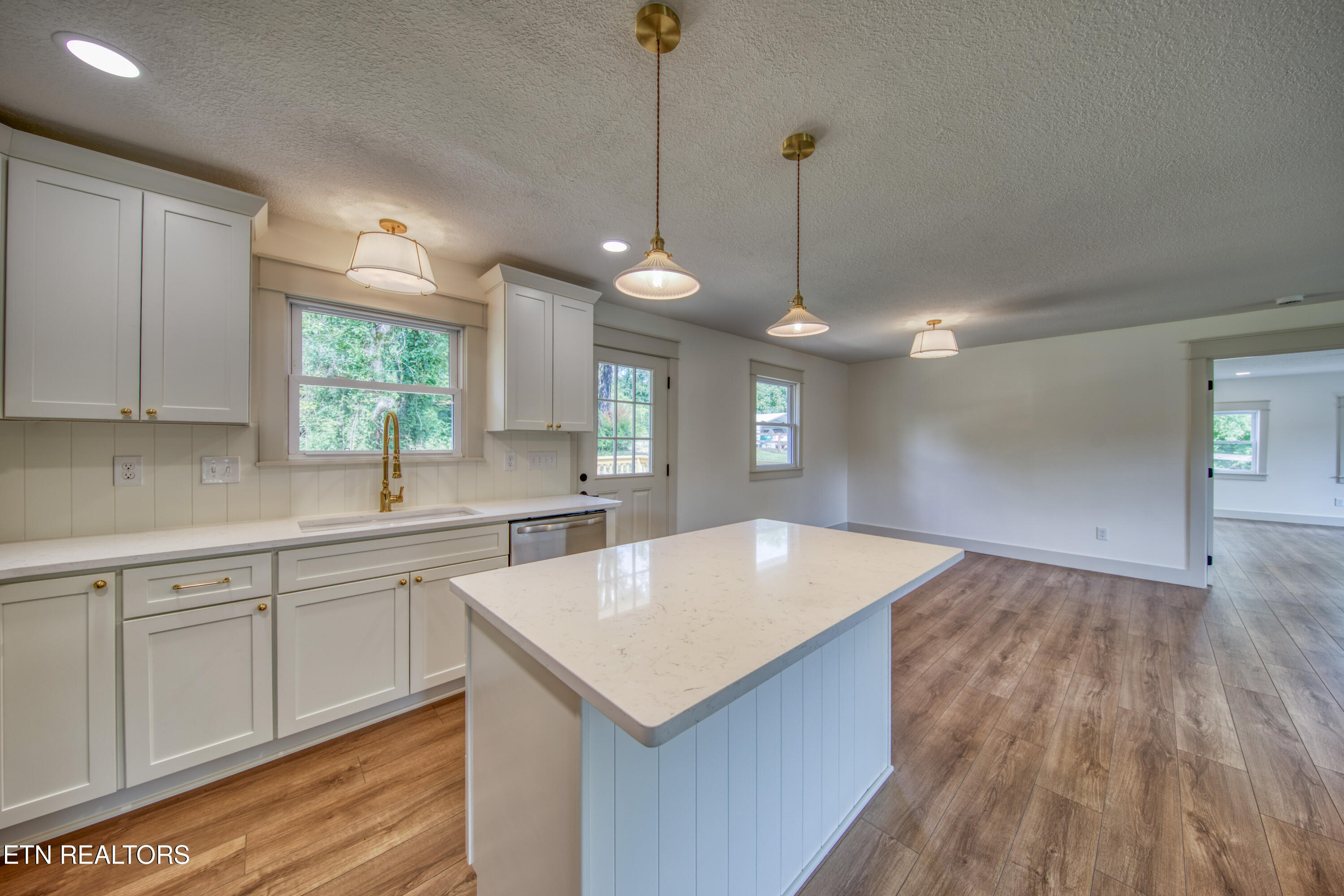 2707 Harris Road Knoxville, TN 37924 - Photo 11 of 38 0H3A9725_18