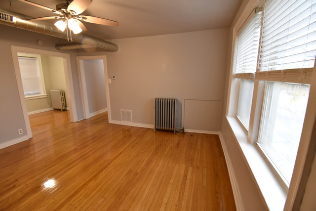 3434 West Irving Park Road, Unit 13 Chicago, IL 60618 - Photo 3 of 11